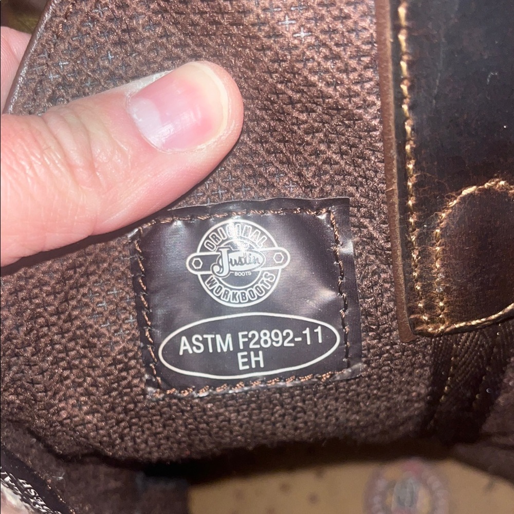 Justin Boots Brown Leather Cowboy Boots with Multi-color Stitching, see toe pic - Picture 3 of 15